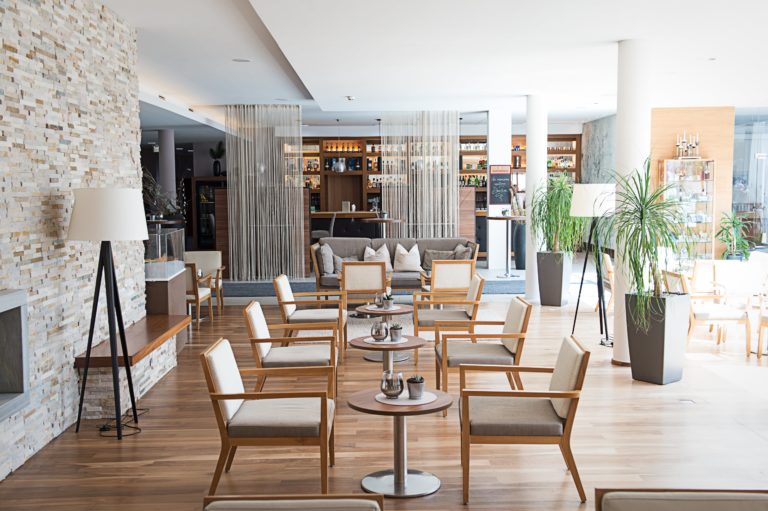 Naturparkhotel Lambrechterhof